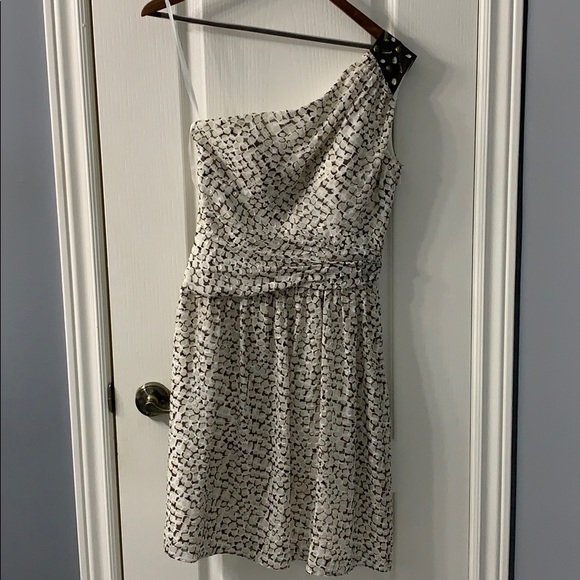 Beautiful embellished one shoulder dress 👗 - Picture 1 of 6